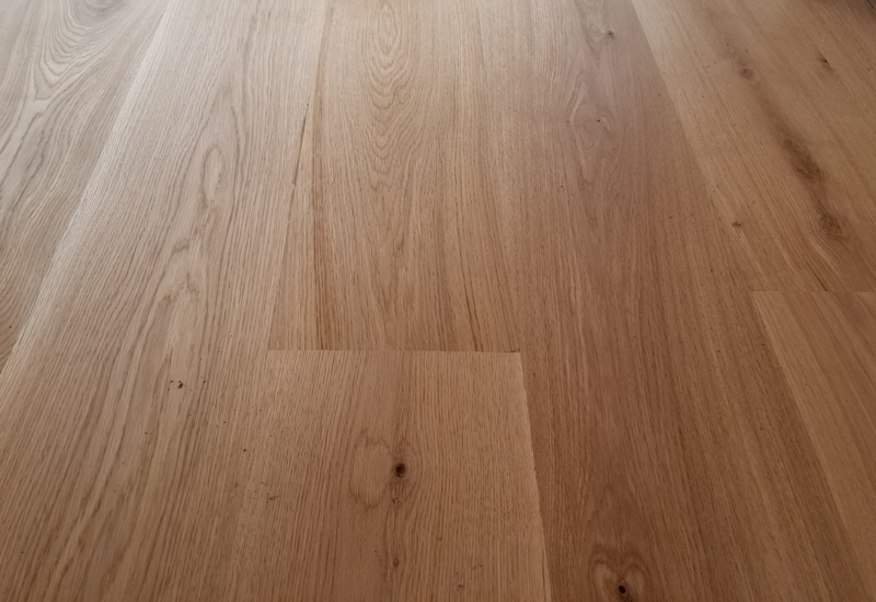 Wide planks of european white oak with matte finish